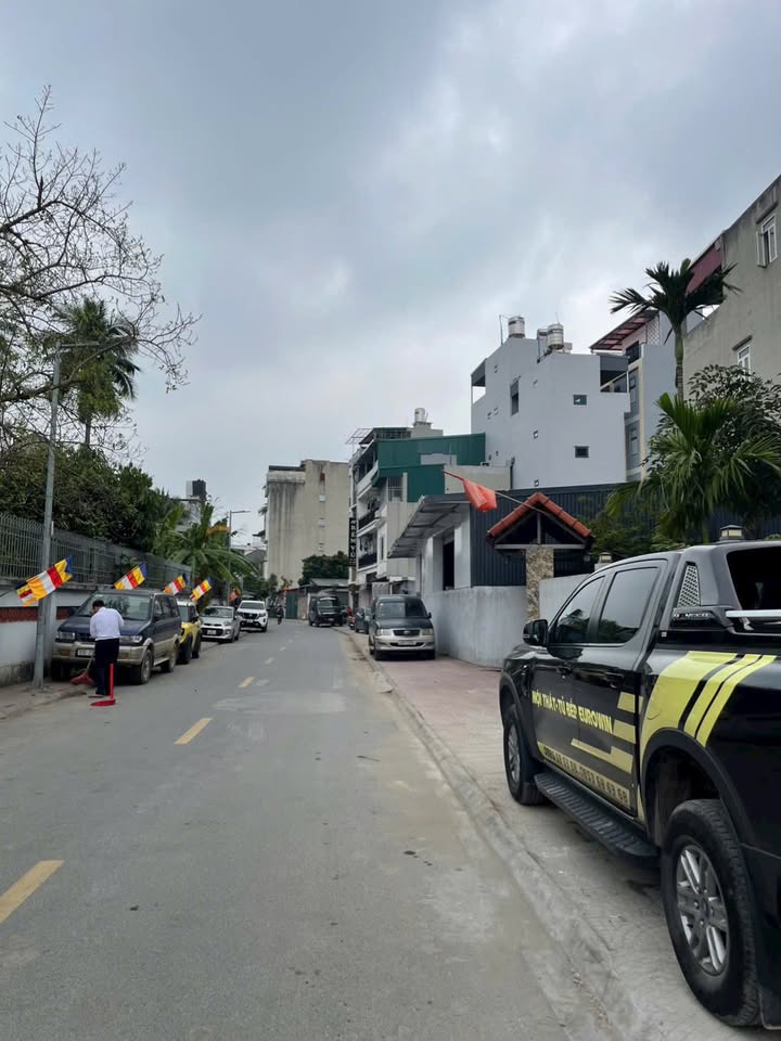 Bán nhà Cổ Linh Long Biên 36m² 7 tầng thang máy - Ô tô vào tận nhà!