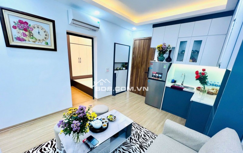 Nhà Lô Góc Hoàng Quốc Việt 65m² Giá 3.98 Tỷ - Ô Tô Tránh, Sẵn Sàng Ở Ngay