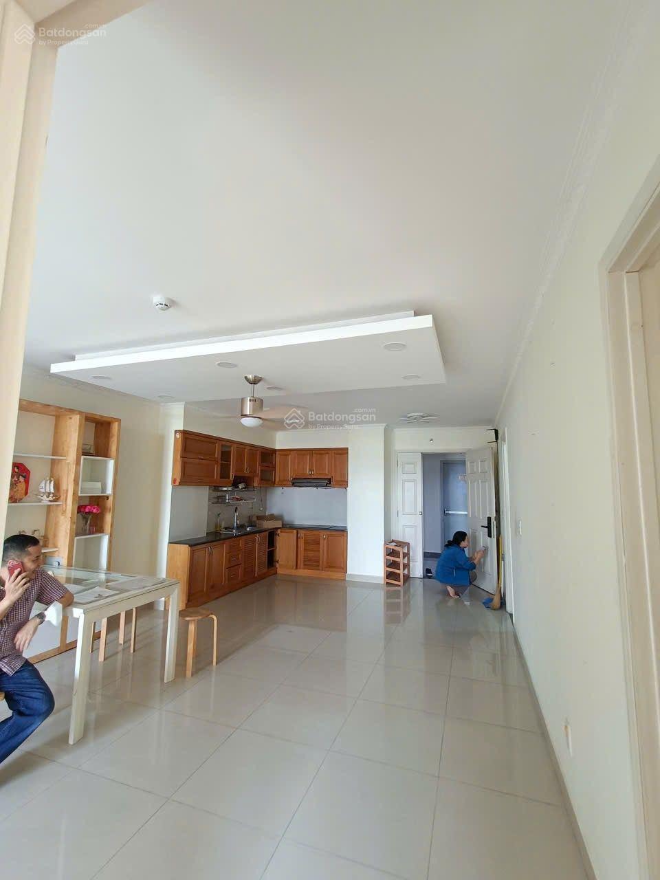 Căn hộ Hà Đô Nguyễn Văn Công 95m² giá 8 triệu - View cao thoáng mát!