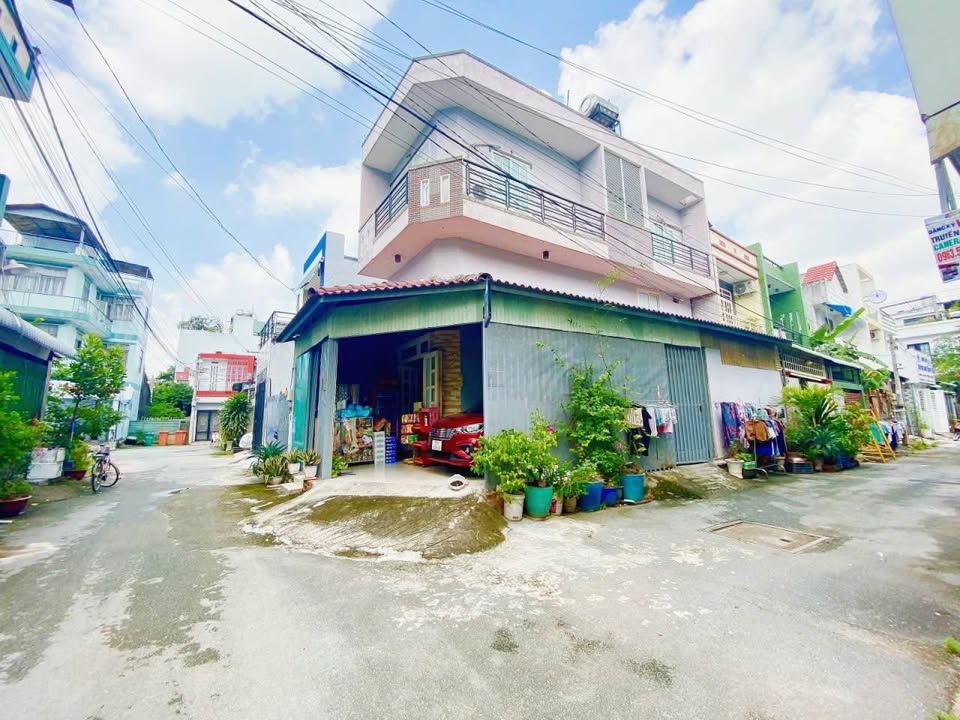 Bán nhà Phú Hữu Thủ Đức 102m² giá 7.5 tỷ - Ô tô vào tận nhà!