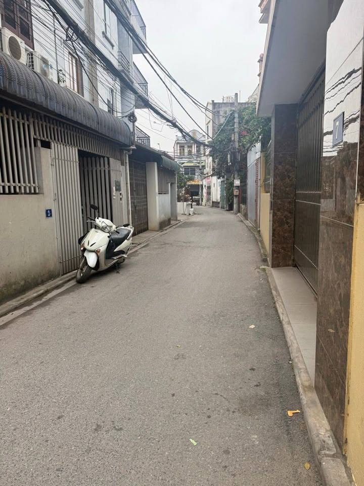 Nhà riêng Thanh Am, Long Biên 57m² - Sẵn sàng ở ngay!