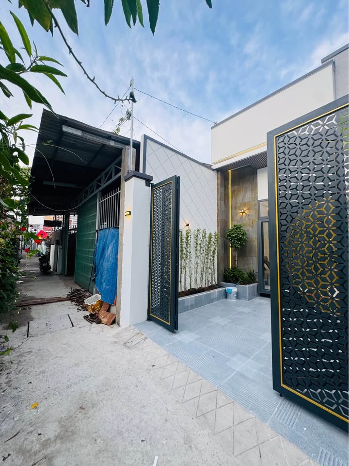 Nhà Phố Mỹ Tho 108m² Giá 1.999 Tỷ - Sẵn Sàng Ở Ngay!