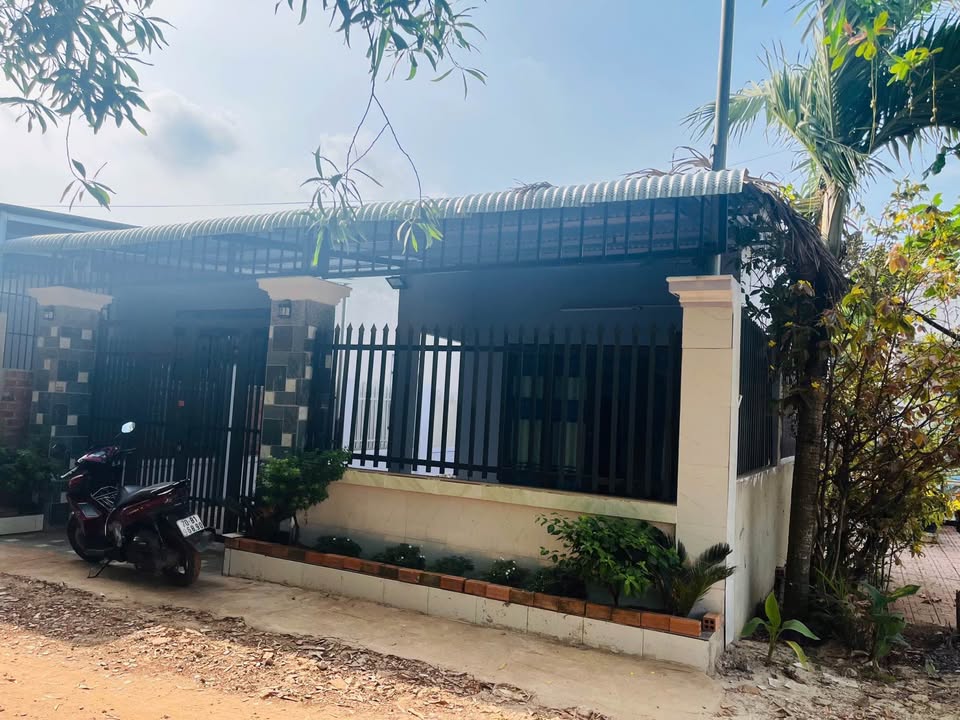 Bán nhà Suối Muồn Châu Thành 188m² giá 900 triệu - Sẵn sàng ở ngay!