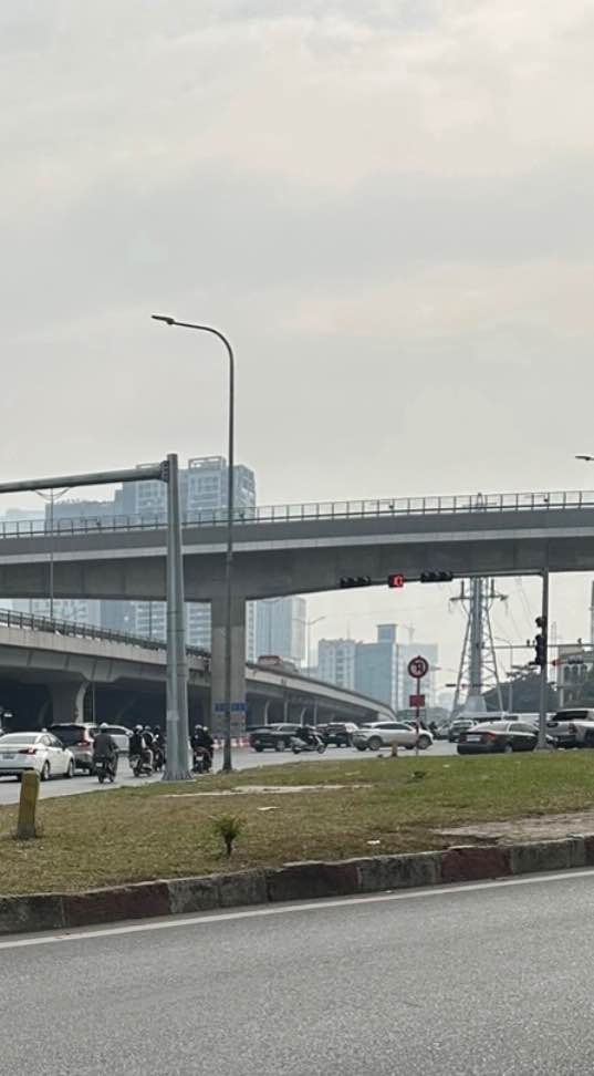 Nhà Phố 6 Tầng Mặt Tiền Hồ Tùng Mậu, Cầu Giấy - Kinh Doanh Đỉnh Cao 36m²