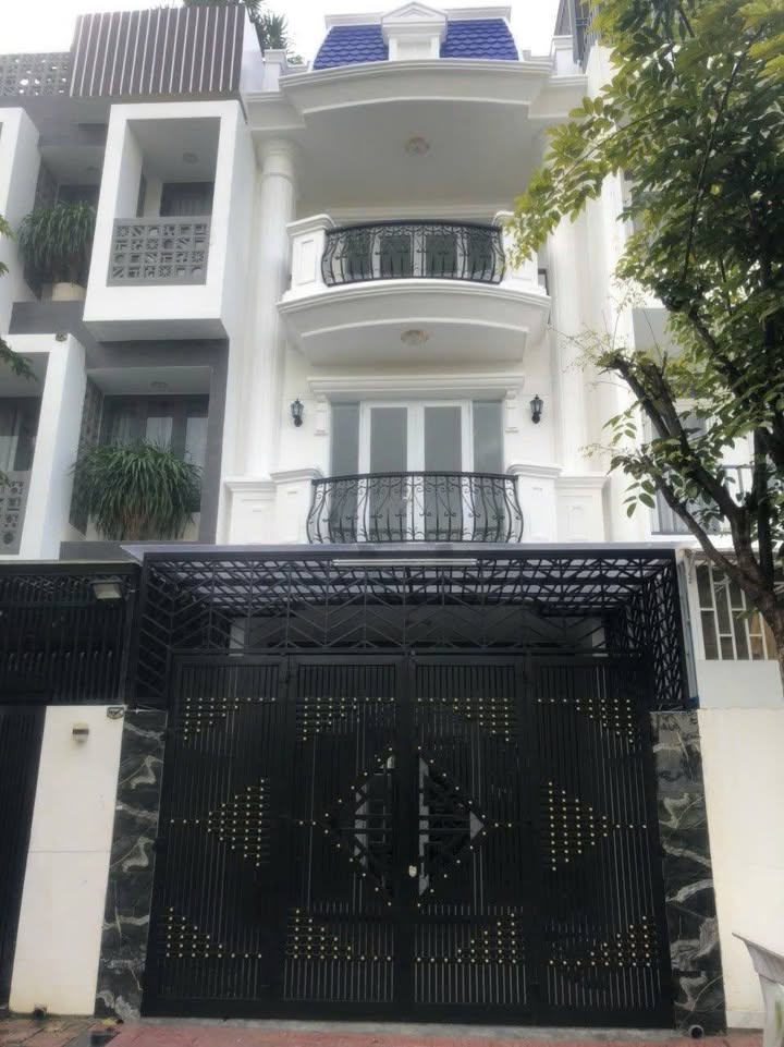 Nhà Tân Cổ Điển 3 Tầng Mặt Tiền Đường 19 Hà Quang 2, Nha Trang - 9.2 Tỷ