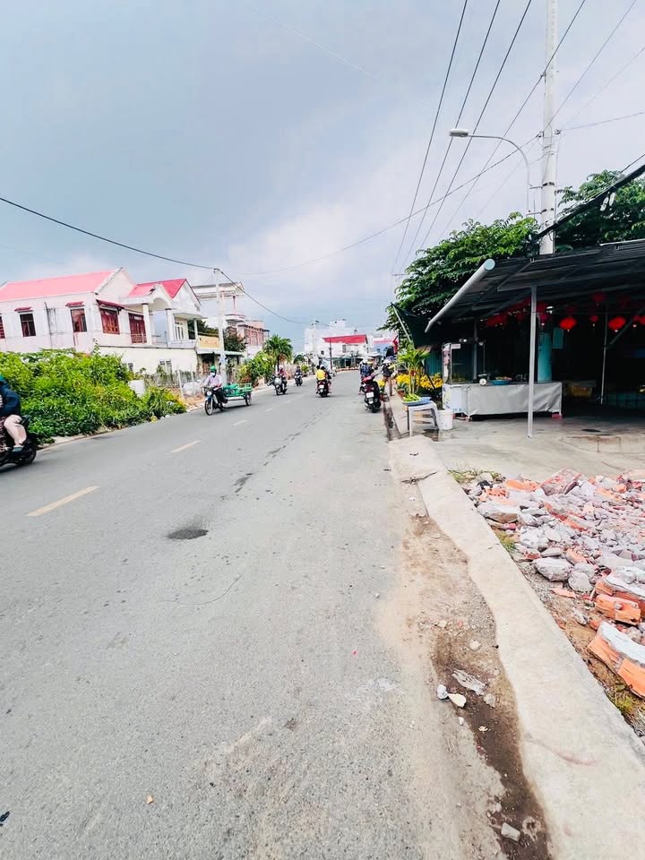 Bán Đất Mặt Tiền 207 Quang Trung, Rạch Giá - 459m², Nở Hậu 9.45m