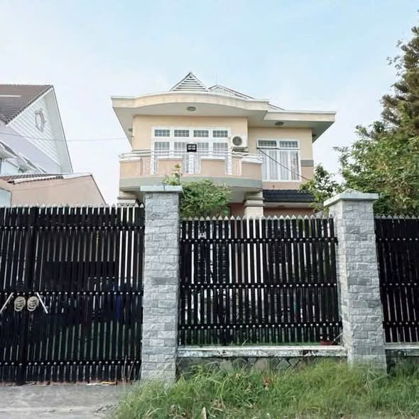 Biệt thự sân vườn Tân Xuân Hóc Môn 660m² - Sẵn sàng ở ngay!