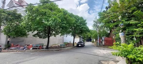 Đất Nền Góc 2 Mặt Tiền Tân Hoàng Gia, Hóc Môn – 139m² Sổ Hồng Riêng