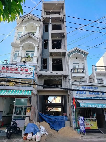 Nhà Phố Quận 12 80m² - Mặt Tiền Kinh Doanh Huỳnh Thị Hai