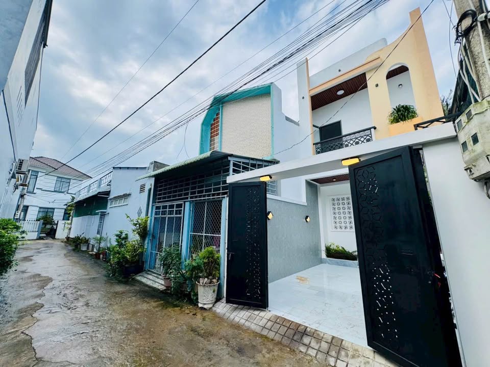Nhà Mỹ Thạnh Mỹ Tho 76m² 2.55 tỷ - Ô tô vào tận nhà, full nội thất!