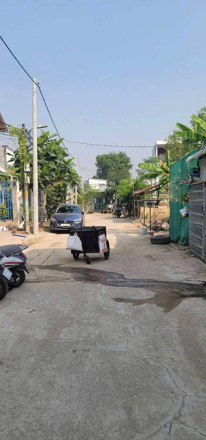 Nhà Riêng Nhơn Đức Nhà Bè 200m² - Ô tô vào tận nhà, Sổ hồng sẵn!