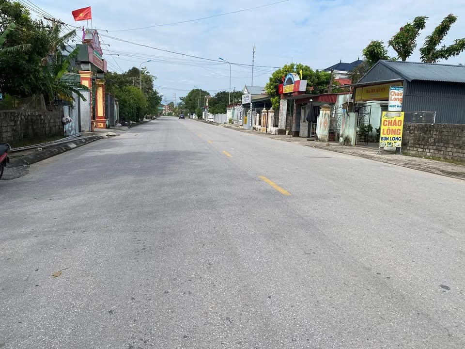 Đất nền Hải Hòa 210m² - Sổ đỏ chính chủ, Tiềm năng tăng giá!