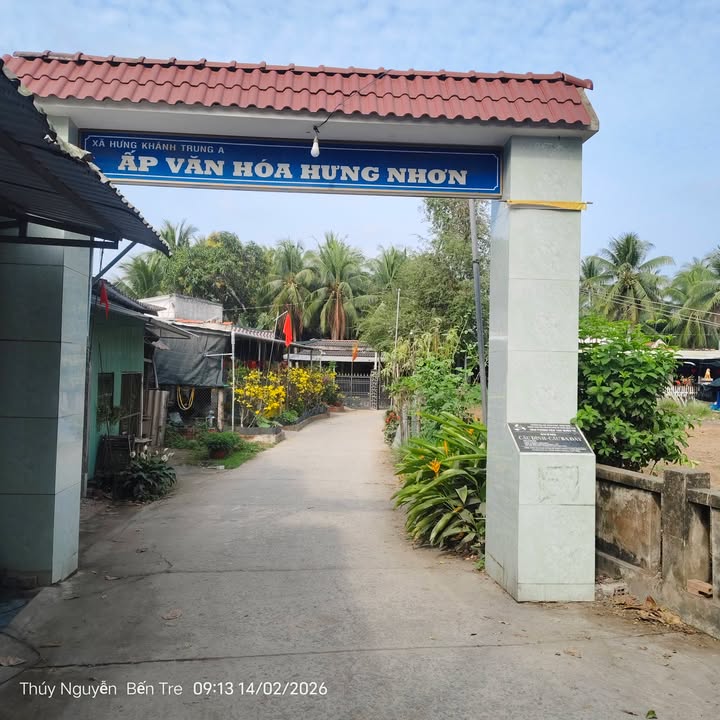 Nhà 308m² Hưng Khánh Trung, Bến Tre - Giá Tốt 1.2 Tỷ, Sẵn Sàng Ở Ngay