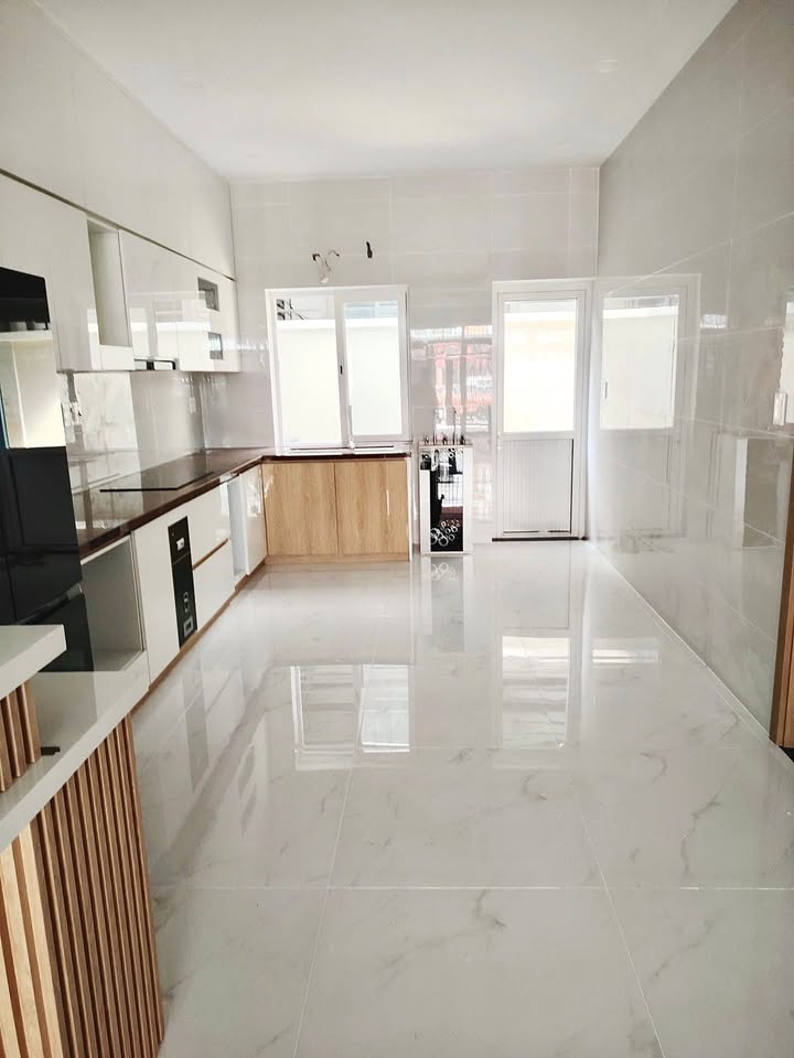 Cho thuê nhà phố EcoLakes Mỹ Phước 120m² 18 triệu - Sẵn sàng ở ngay!