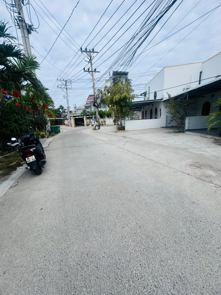 Cho thuê nhà Xuân An Phan Thiết 110m² giá 6 triệu - Ô tô vào tận nhà!