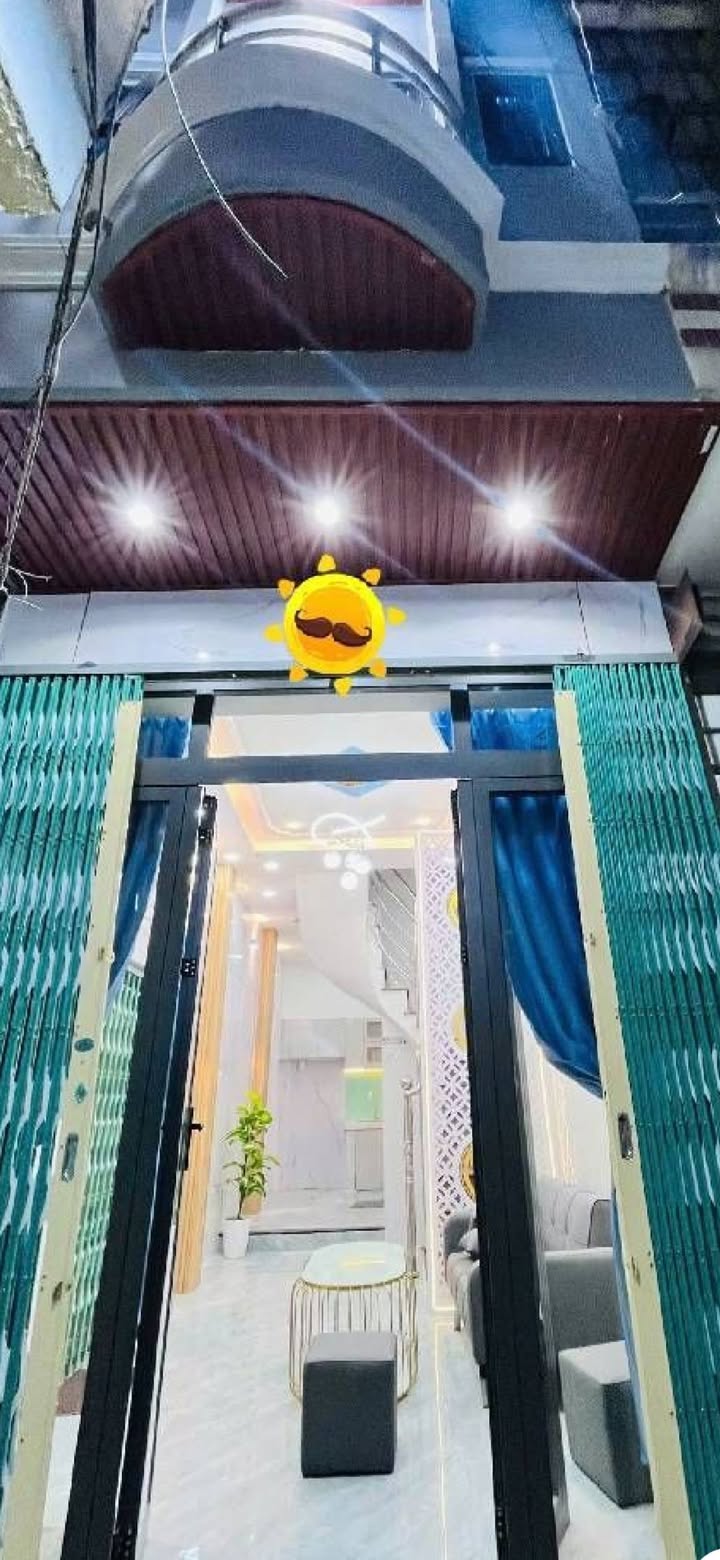 Nhà Góc 2 Mặt Hẻm Thông Dương Bá Trạc P2, Q8 - 30m², 3 Tầng, Sổ Hồng - 4 Tỷ