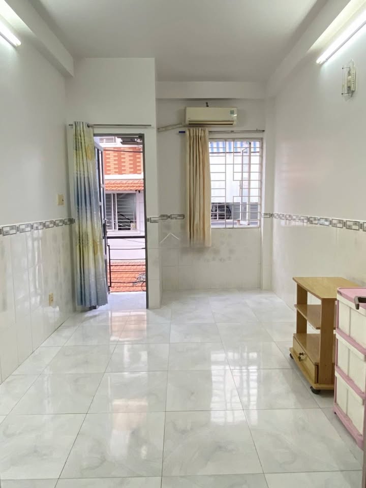 Nhà nguyên căn 21m² Quận 1 - Vị trí đẹp, sẵn sàng ở ngay!