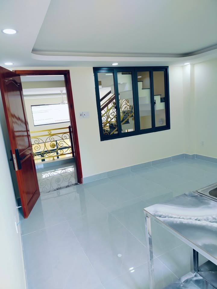 Phòng cho thuê Lê Văn Quới 20m² - Sẵn sàng ở ngay!