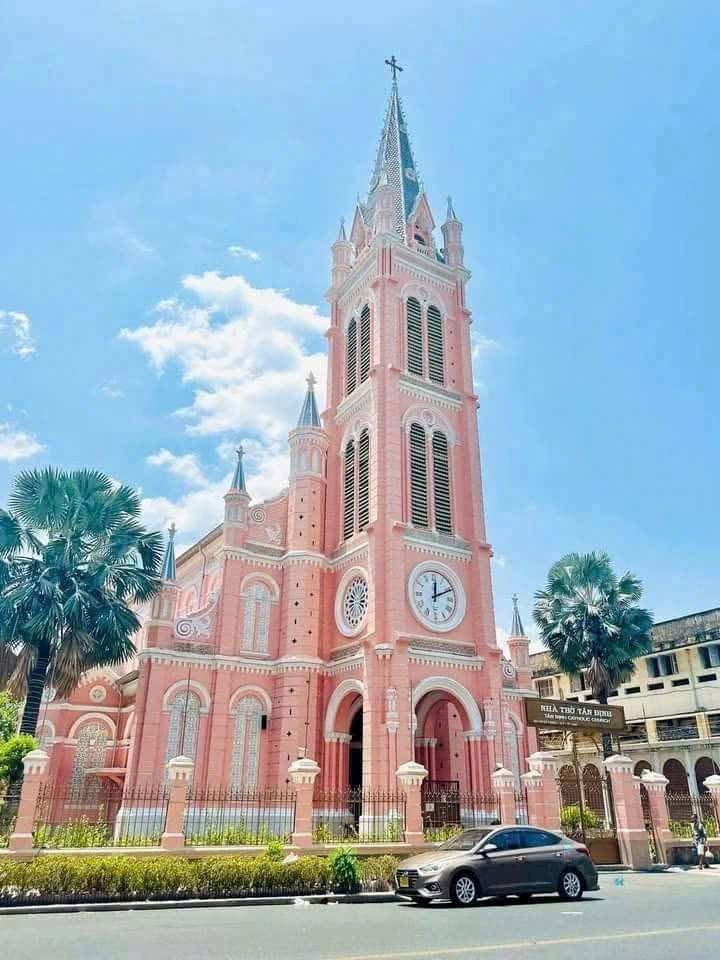 Nhà Phố Căn Góc Trần Khắc Chân, Q1 - 35m², 15.5 tỷ - Mặt tiền kinh doanh!