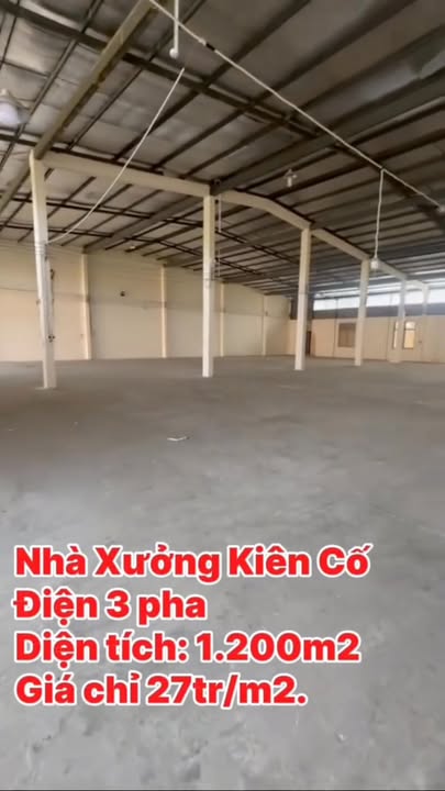 Bán Nhà Xưởng Hóc Môn 1125m² Giá 30.375 Tỷ - Container Chạy Vi Vu
