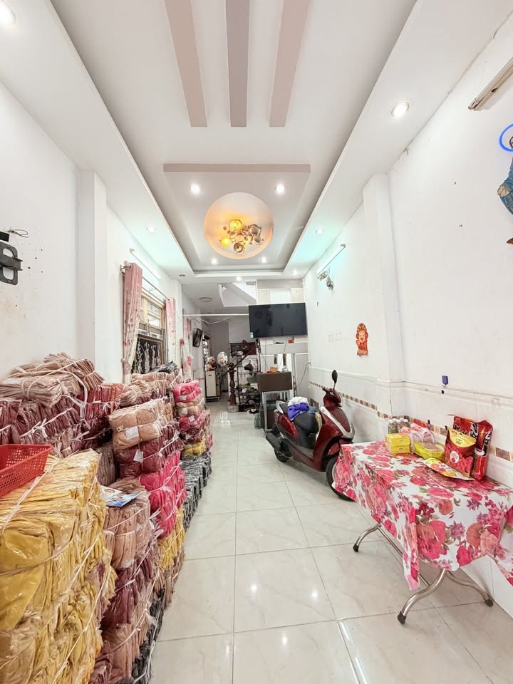 Nhà Lô Góc 2 Mặt HXH Tránh Hương Lộ 2, Bình Tân - 72m², 5PN, 4 Tầng - 7.9 Tỷ TL