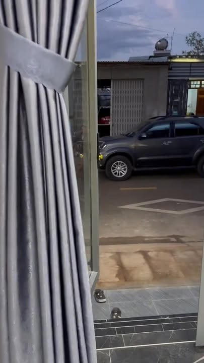 Nhà Nguyên Căn Nguyễn Thế Lịch, Pleiku - Mặt Tiền Kinh Doanh 4 Triệu/Tháng!