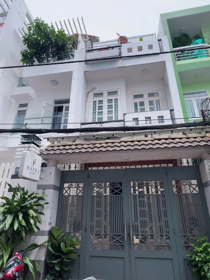 Bán nhà Vườn Lài Tân Phú 76m² giá 8.6 tỷ - Ô tô vào tận nhà!