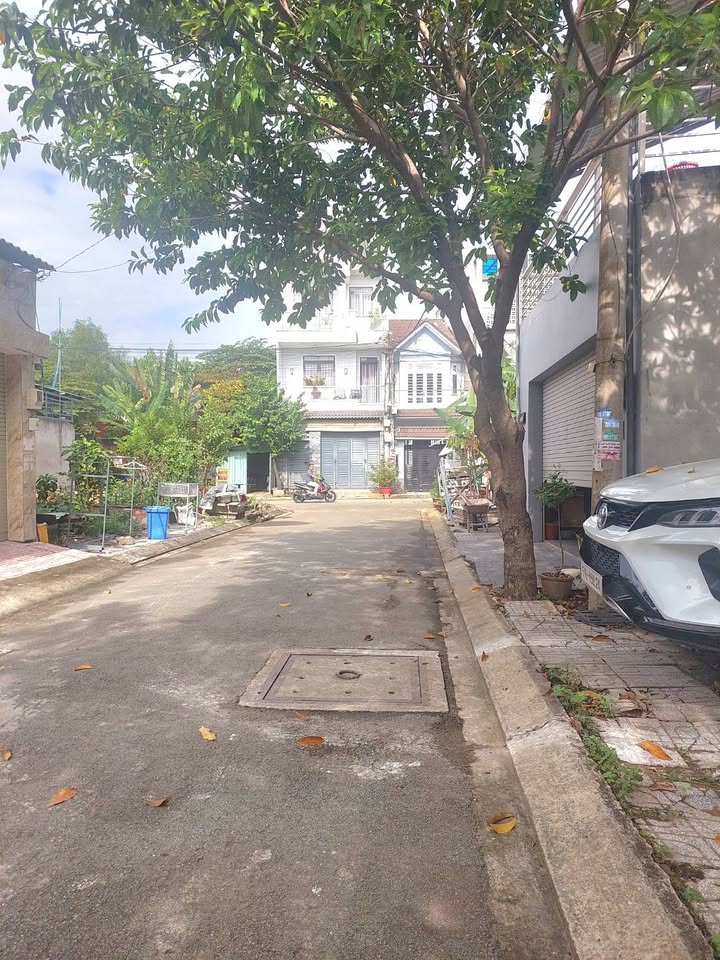 Đất Phân Lô Hẻm 200 Bưng Ông Thoàn, Thủ Đức - 66.2m² Giá 4.75 Tỷ