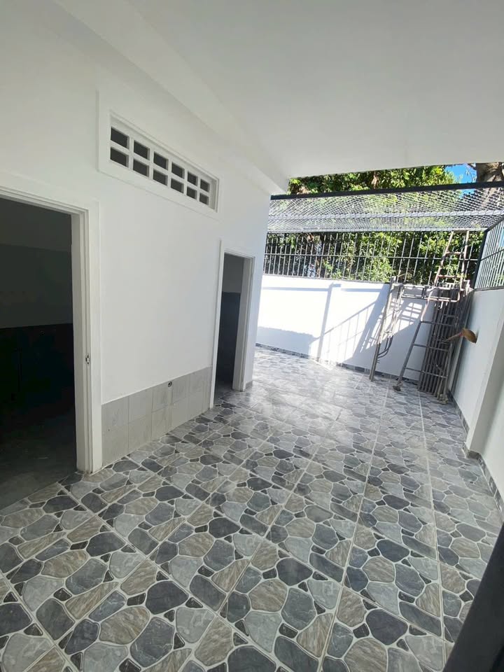 Bán nhà Nguyễn Lương Bằng Kon Tum 145m² giá 1.2 tỷ - Vị trí đẹp