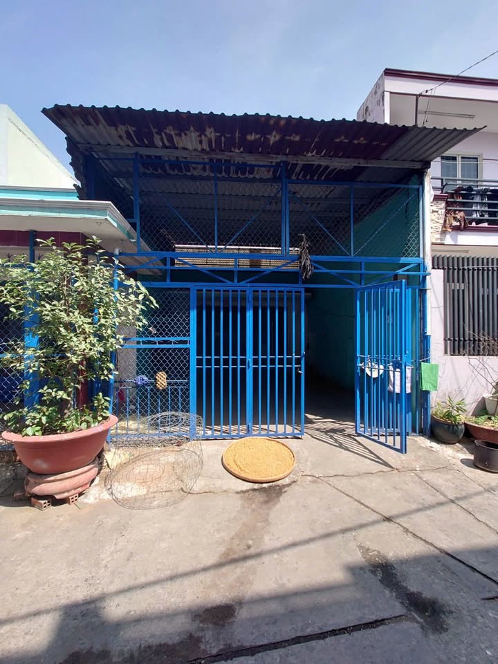 Nhà riêng Lê Đình Cẩn Bình Tân 82m² giá 4.7 tỷ - Vị trí đẹp nở hậu