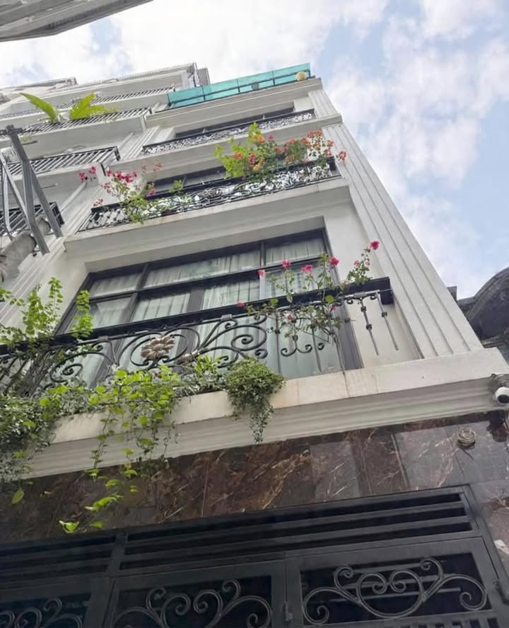 Bán nhà lô góc 35m² Thượng Cát, Bắc Từ Liêm - 5.3 tỷ, nhà mới