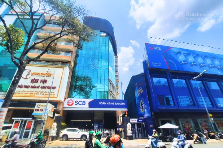 Tòa nhà Trần Hưng Đạo, Quận 1 450m² - Vị trí đắc địa, kinh doanh đỉnh cao!