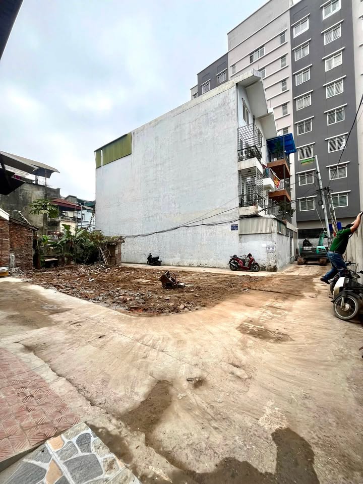 Nhà mặt tiền Đại Mỗ 90m² giá 21 tỷ - Mặt tiền kinh doanh đắc địa!