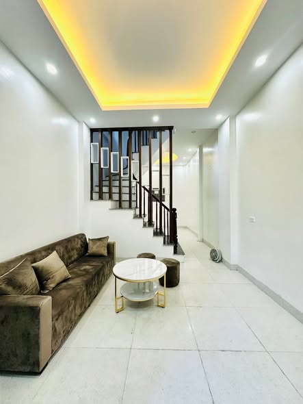 Bán nhà Cầu Diễn 36m² giá 7 tỷ - Ô tô đỗ gần, sẵn sàng ở ngay!