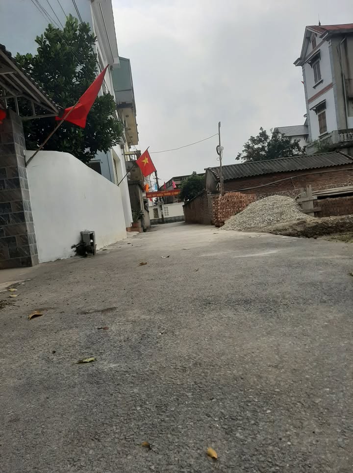 Đất nền Gia Đông Thuận Thành 75m² giá 2 tỷ - Sổ đỏ chính chủ!