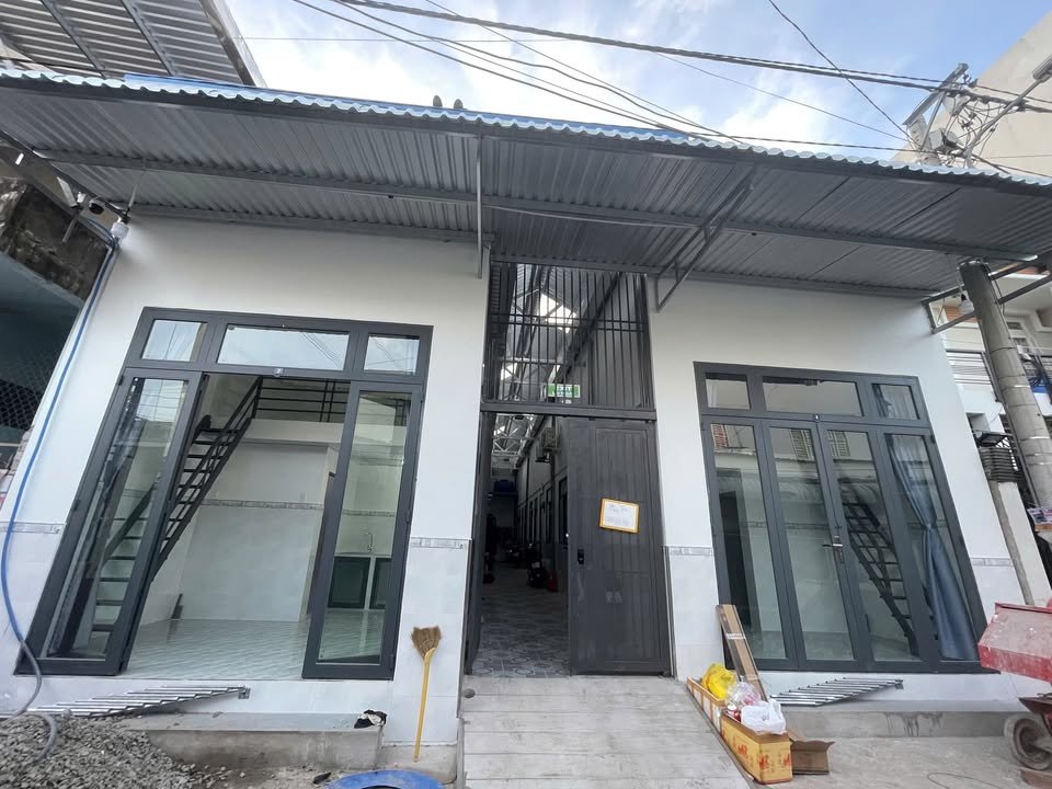 Cho thuê phòng trọ mặt tiền Hồ Búng Xáng, Cần Thơ - 25m², 3 Triệu/tháng