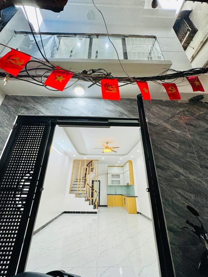 Nhà Lô Góc Bạch Mai 27m², 4T+Tum, 3PN - Giá 5.35 Tỷ