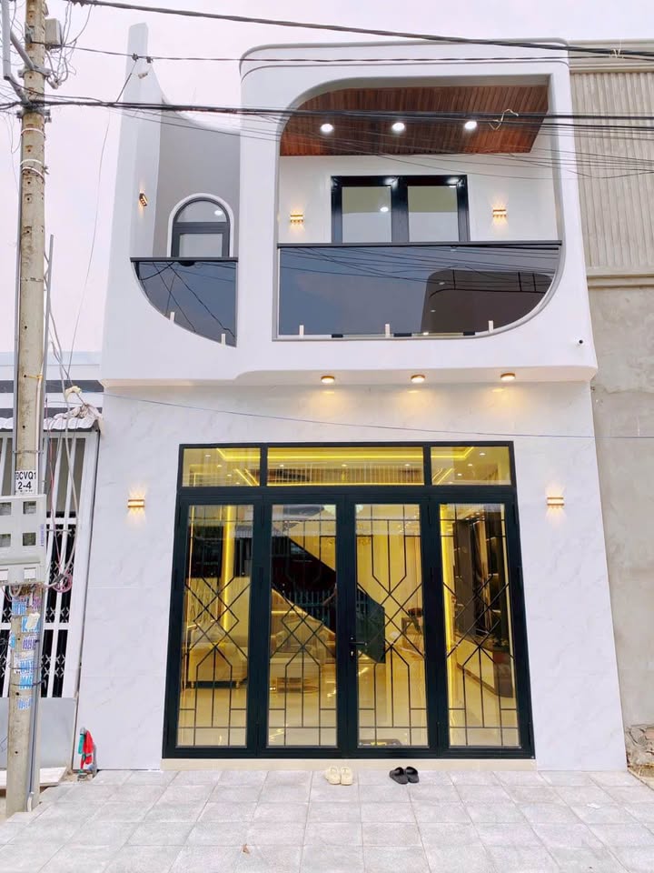 Nhà Mặt Tiền Rạch Giá 87m² - Full Nội Thất Cao Cấp, Ở Ngay!