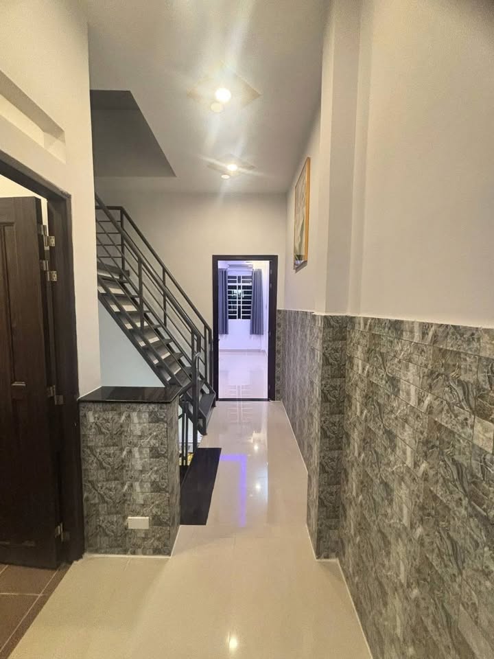 Nhà 3 Tầng Đường Mã Lò, Bình Tân - 64m², Sẵn Sàng Ở Ngay