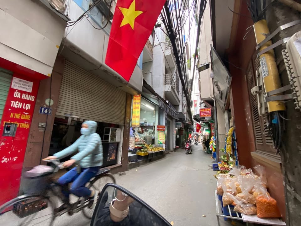 Nhà Mặt Phố Phùng Quang - Kinh Doanh Sầm Uất - 42m² - Hơn 10 Tỷ