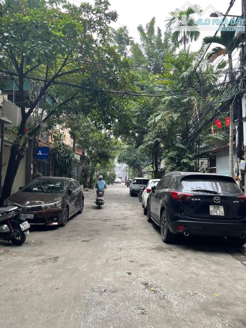 Nhà Phân Lô Quân Đội Hoàng Mai 60m² - Oto 7 Chỗ, 4 Ngủ - Sổ Đỏ Chính Chủ