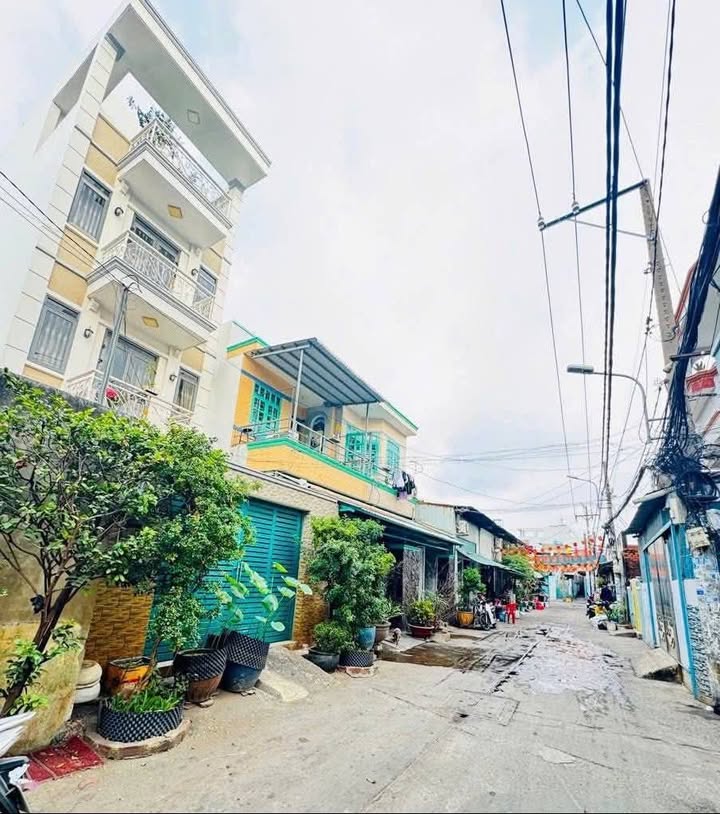 Nhà 2 Tầng Phan Anh, Bình Tân 72m² - Ô tô vào tận nhà!