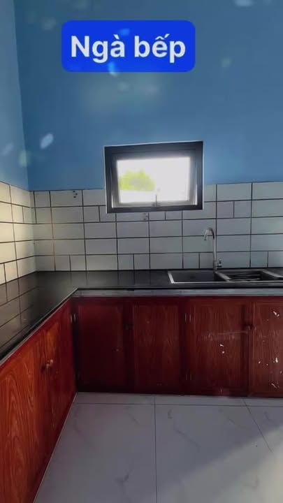 Nhà Riêng Hóc Môn 163m² - Sổ Hồng Sẵn, Góc 2 Mặt Tiền!