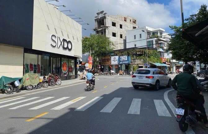 Nhà Phố Bến Nghé Huế 100m² - Mặt tiền kinh doanh, view Vincom!