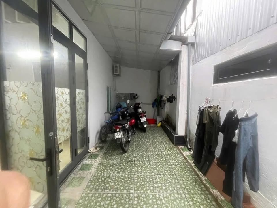 Nhà Gác Đúc Kiệt Hùng Vương, Đà Nẵng - 3PN, 75m² Đất, Giá 8.5 Triệu/Tháng