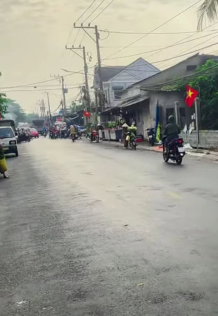 Nhà Mặt Tiền Hóc Môn 8x30m Thổ Cư Giá 11 Tỷ - Kinh Doanh Đắc Lợi