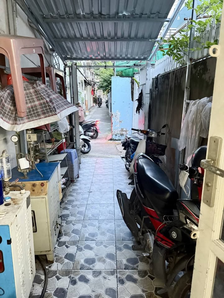 Nhà Phạm Thế Hiển Q8 57m² giá 3 tỷ - Giá tốt hiếm có!