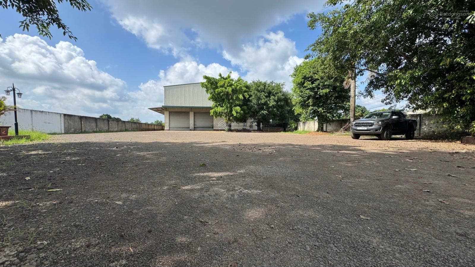 Cho thuê Kho Vành đai Buôn Ma Thuột 3600m² - Container thoải mái!