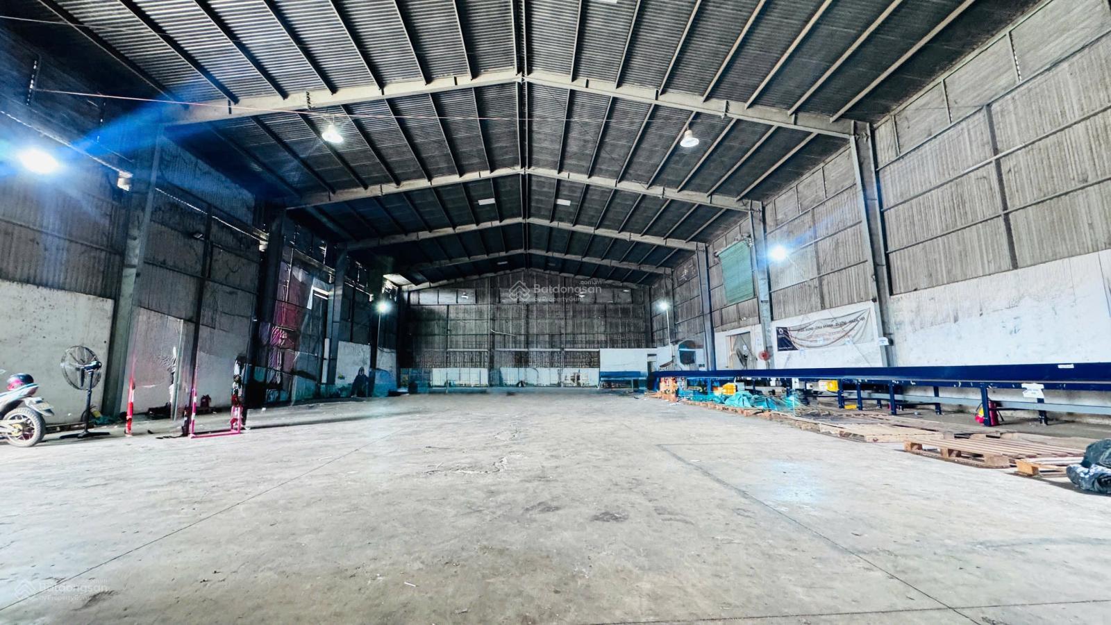 Cho thuê kho 1000m² BMT mặt tiền Vành Đai, có PCCC