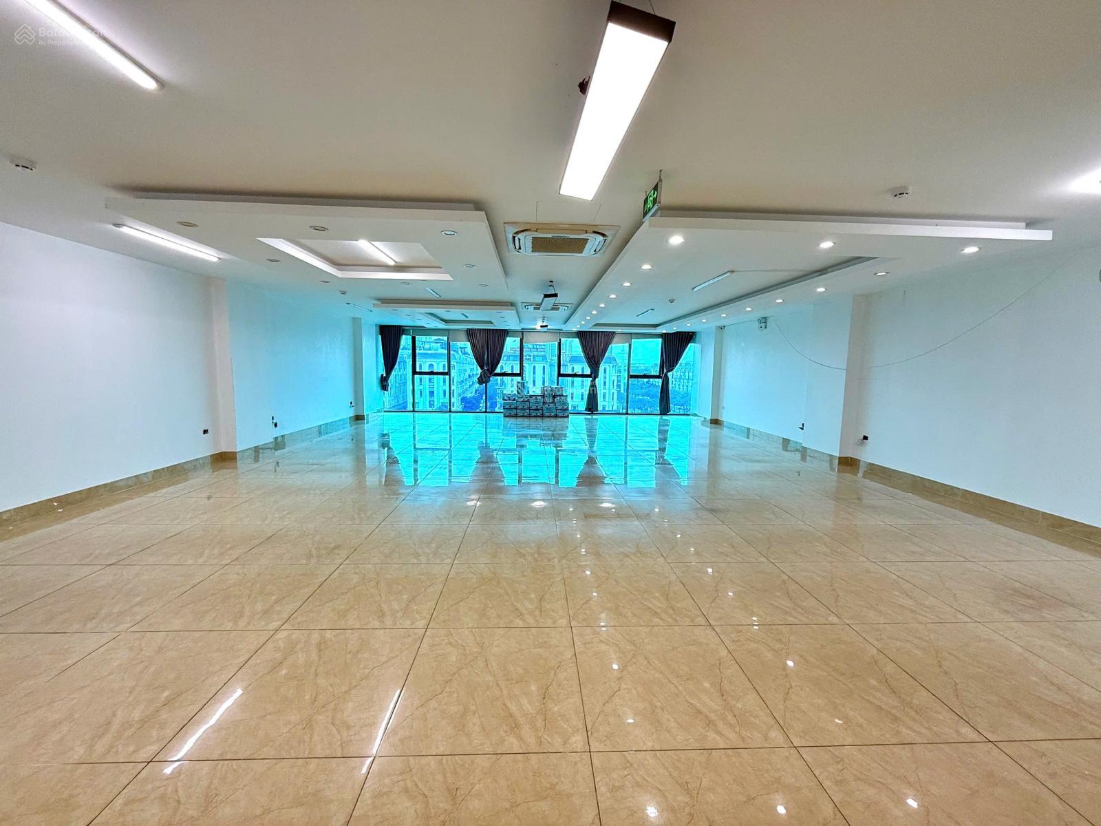 Cho thuê văn phòng Vạn Phúc Hà Đông 130m² - Vị trí trung tâm